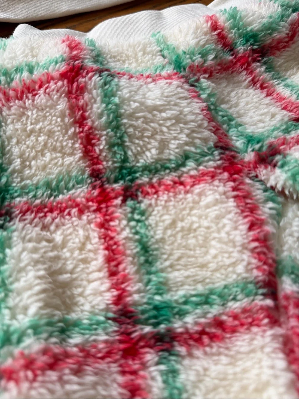 Cozy Plush Two-Piece Kids Set in Cream with Red & Green Plaid